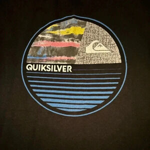 Quicksilver men’s black graphic tee